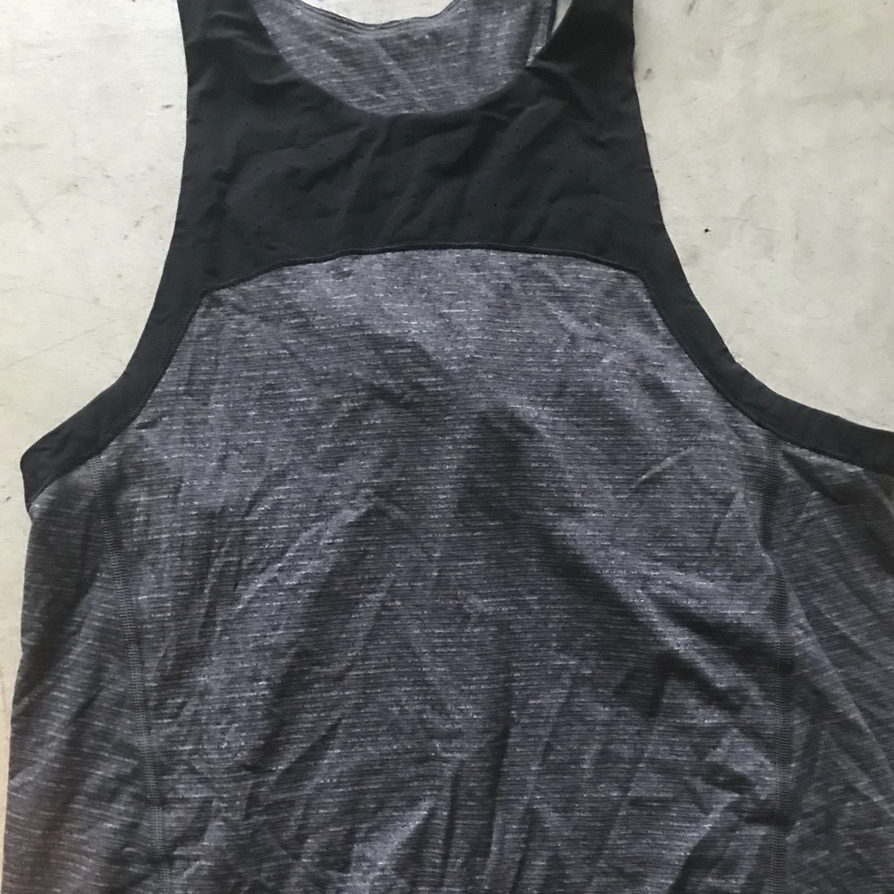 Lulu Lemon Top